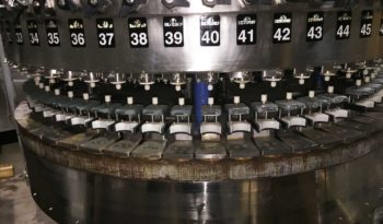 Used CROWN 72 Valve Can Filler full